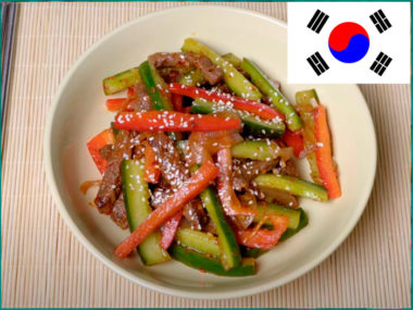 Салат из огурцов с говядиной по-корейски